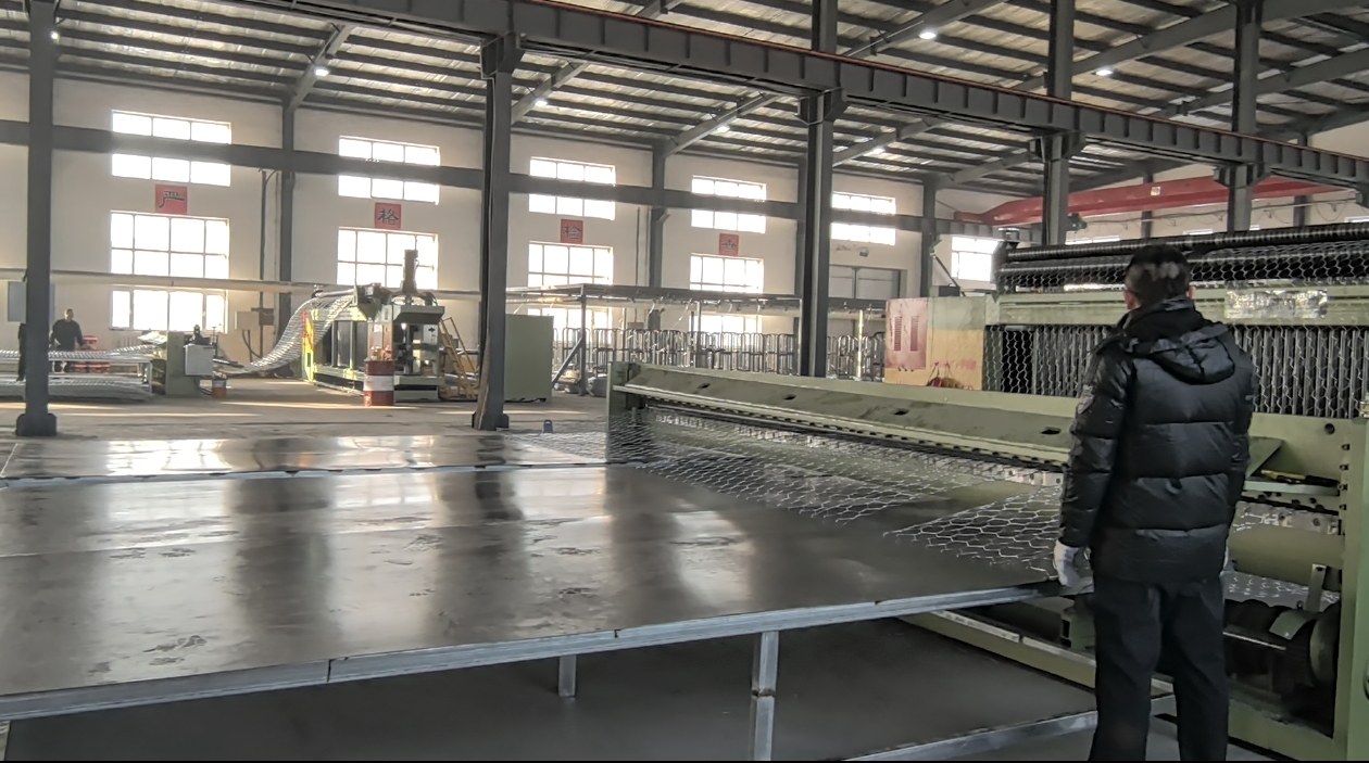 Ultimi blog aziendali su Perché sempre più produttori scelgono la nuova macchina a gabbia ad alta velocità di Jinlida?