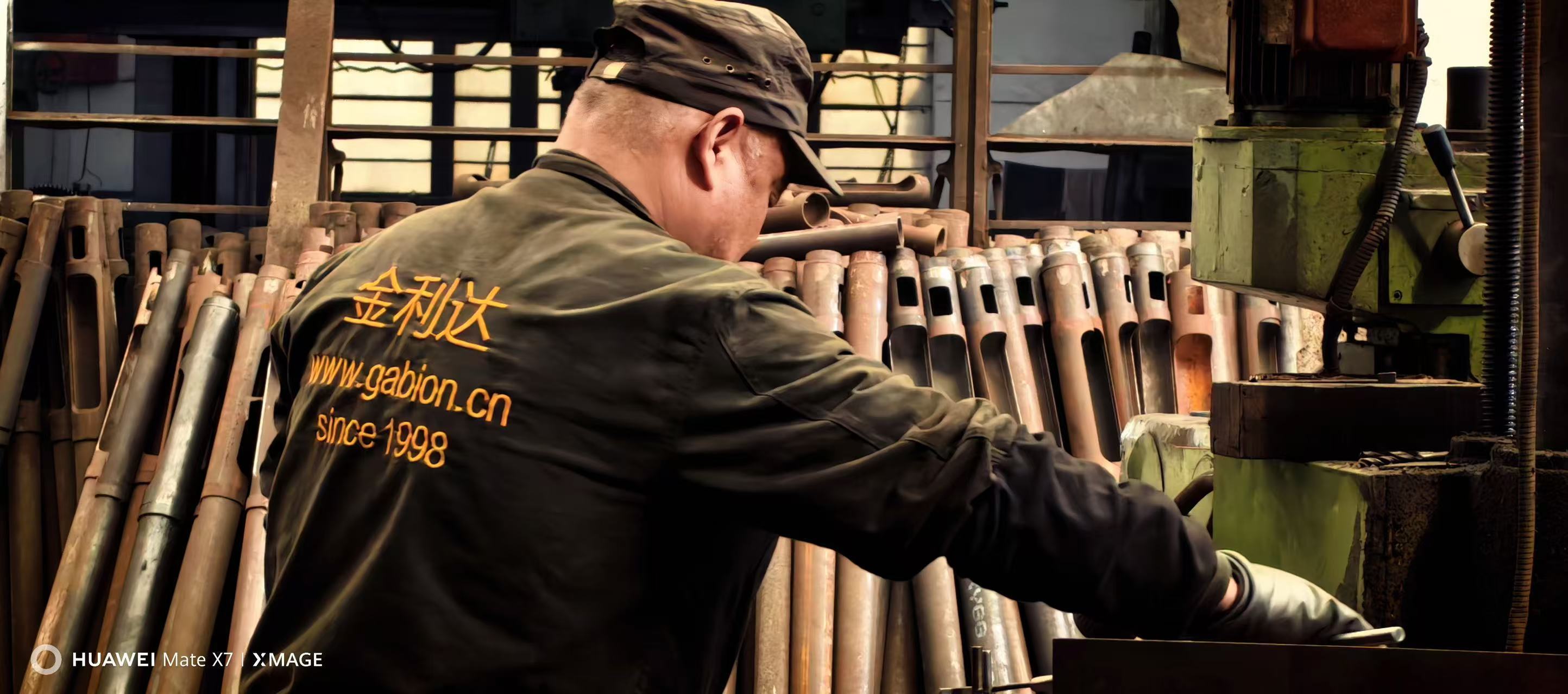 Ultimi blog aziendali su Dal 1998: JINLIDA come produttore di sorgente di macchine CNC Gabion per la produzione globale di maglie di filo